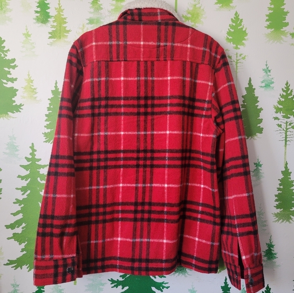 Wesc Plaid Liam Jacket. - Picture 3 of 7